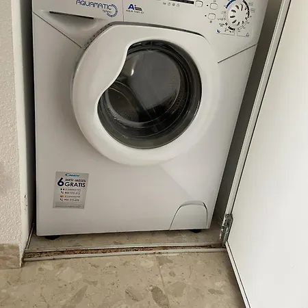 公寓 Avec Balcon Face *