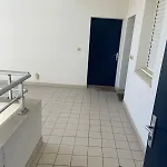 Appartement Avec Balcon Face *