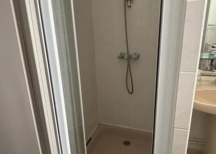 Avec Balcon Face Appartement *