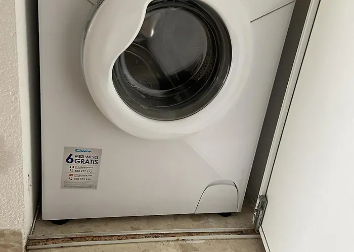 Appartement Avec Balcon Face *