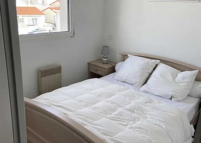 Avec Balcon Face Appartement